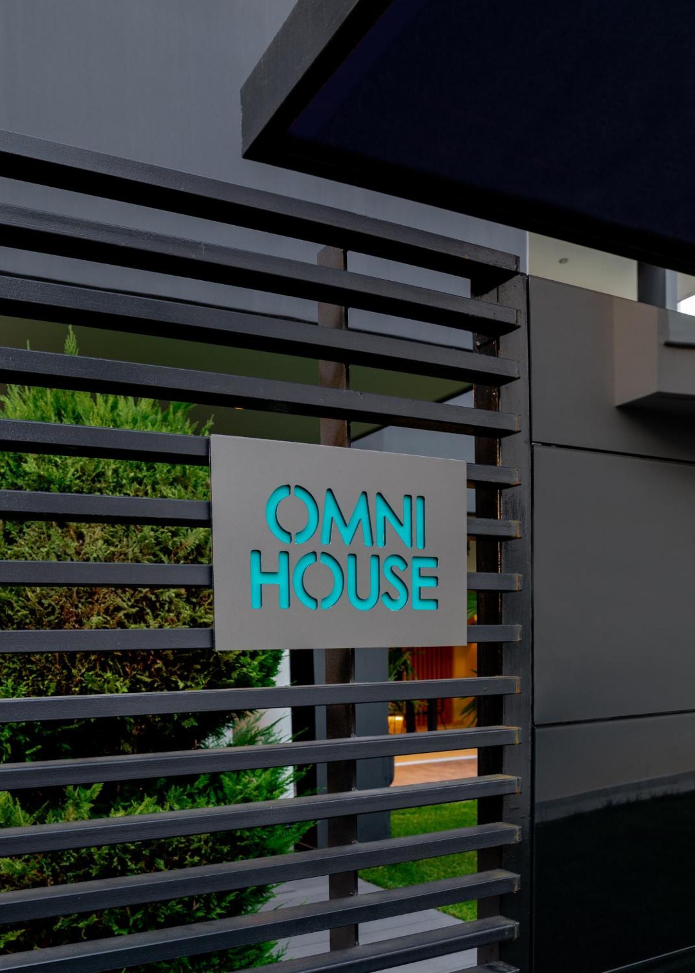 Omni House White Apartment อิโออันนินา ภายนอก รูปภาพ